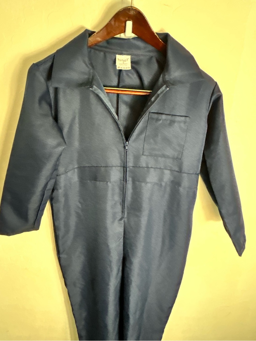 Spirit Kids Halloween coveralls perfect for Jason or Michael Myers - Picture 3 of 6